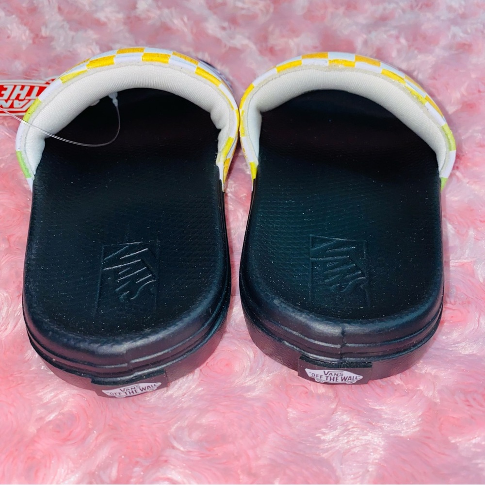 BRAND NEW VANS RANGE SLIDE-ON - Picture 5 of 5
